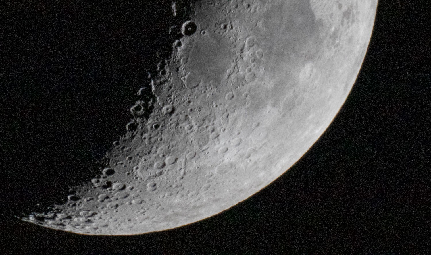 Lune140524284